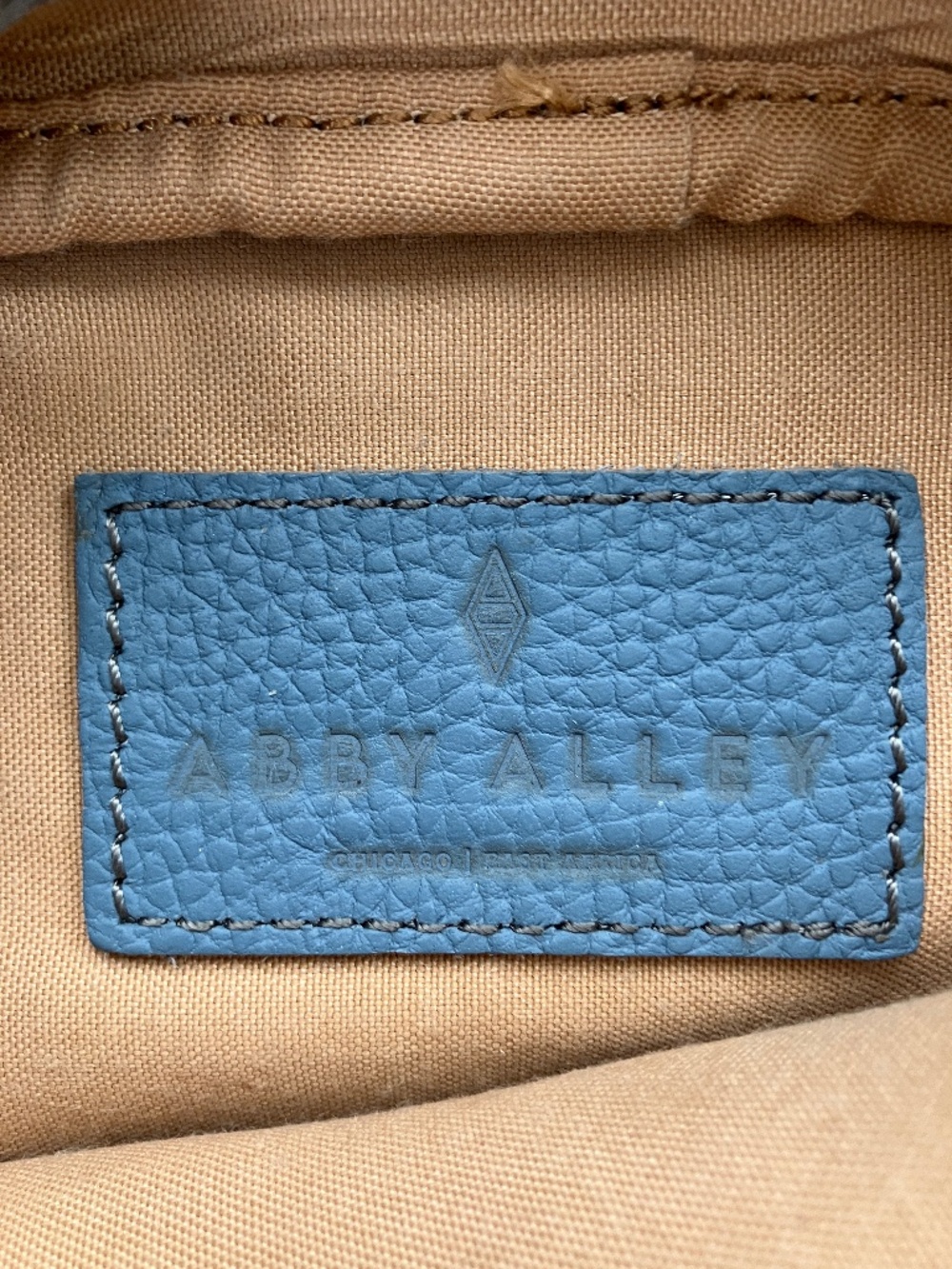 Abby Alley Sling Bag in Blue Leather Crossbody Single Strap - Picture 2 of 6